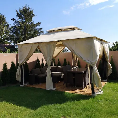 ≋ Boutique Gardens ≋ Private Family House 펜션 바르나
