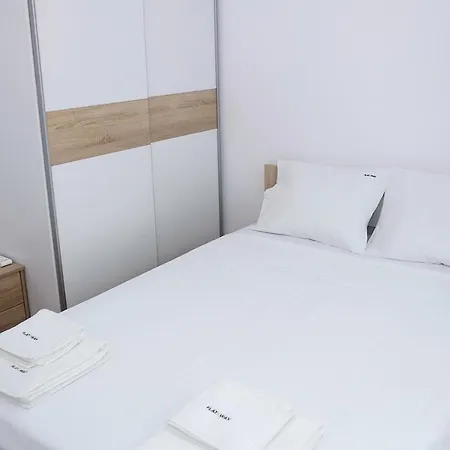 ≋ Boutique Gardens ≋ Private Family House Ваканционна къща *